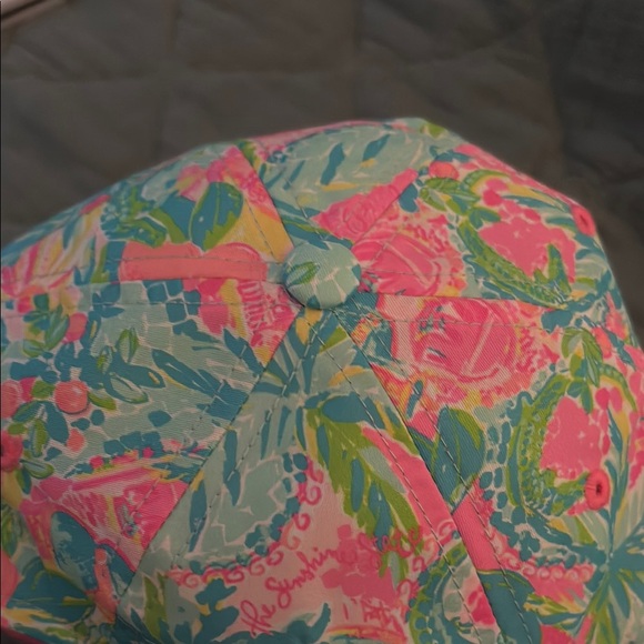 Floral Patterned Cap - Picture 8 of 9